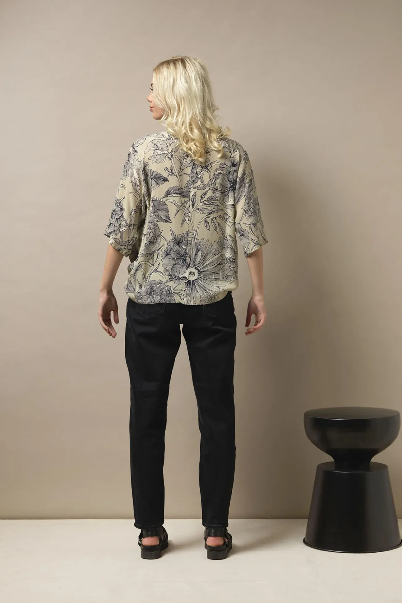 Kew Etched Floral Stone Rachel Top