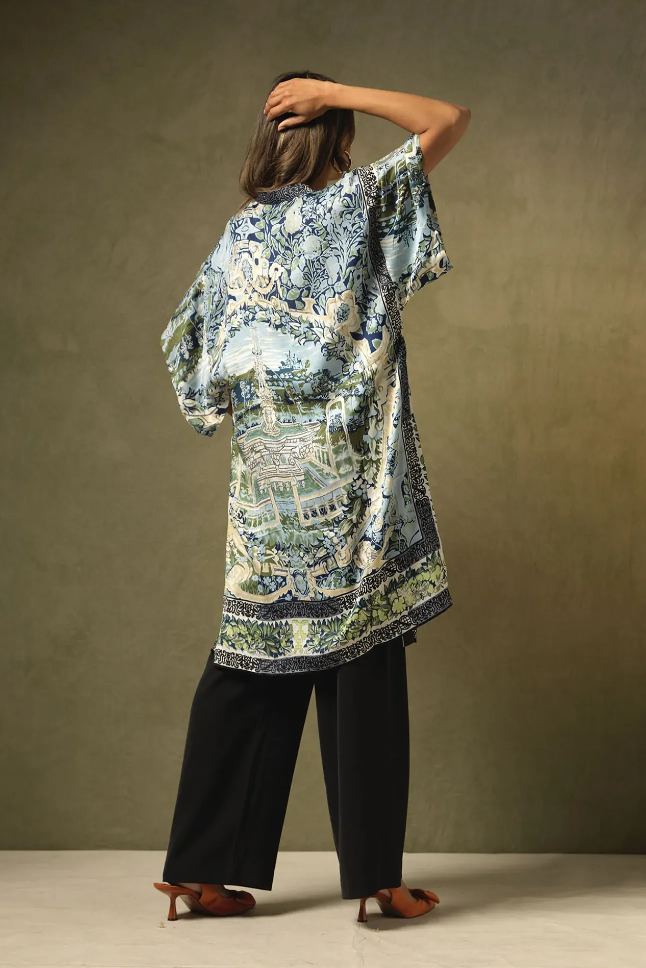 Tapestry Sea Midi Kimono